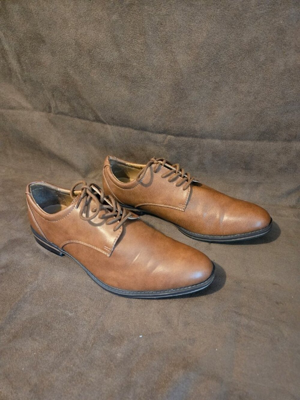 Oxford Style Dess Shoes, mens 9.5